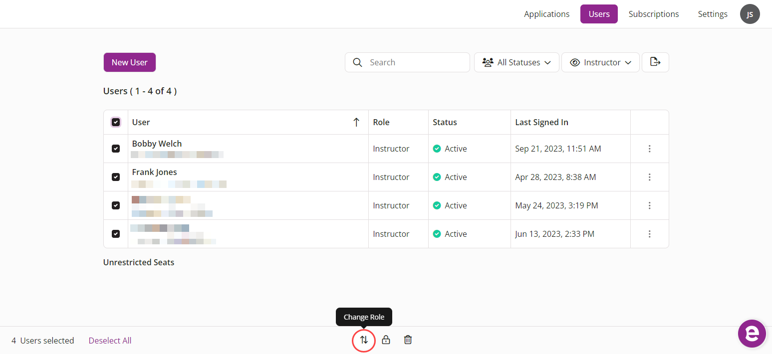 Multiple users selected with the bulk actions menu shown and Change Role option identified